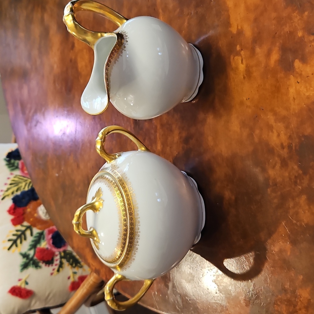 Vintage Schwarzburg creamer and sugar